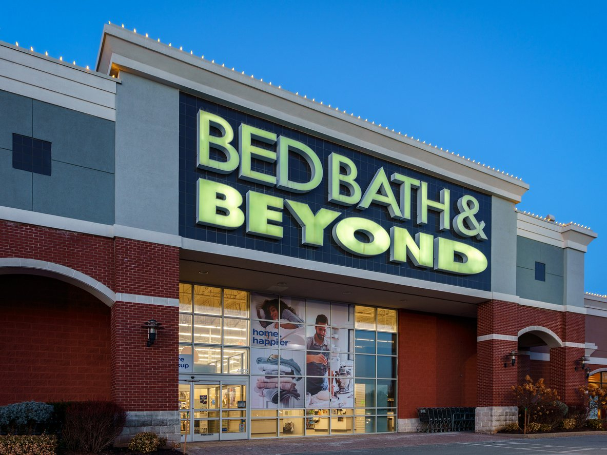 Các nhà bán lẻ tranh giành các cửa hàng truyền thống của Bed Bath & Beyond, trong đó Burlington Stores dẫn đầu